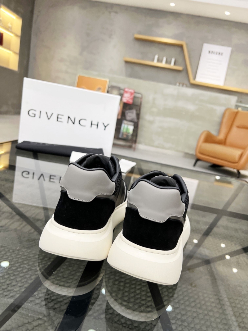 Givenchy Sneakers